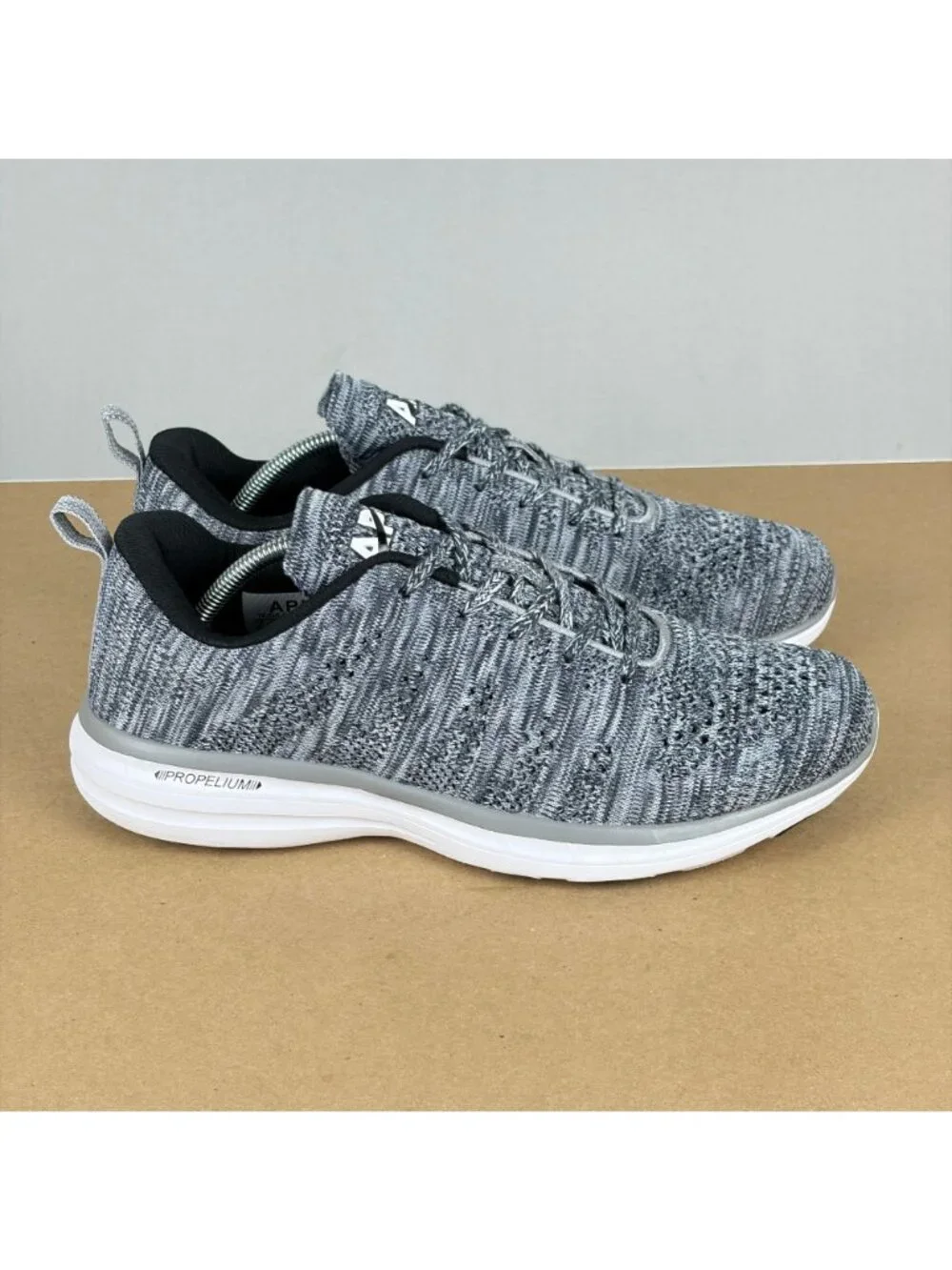 APL Techloom Pro Athletic Running Shoes Womens 10 Gray Heathered Knit Low Top